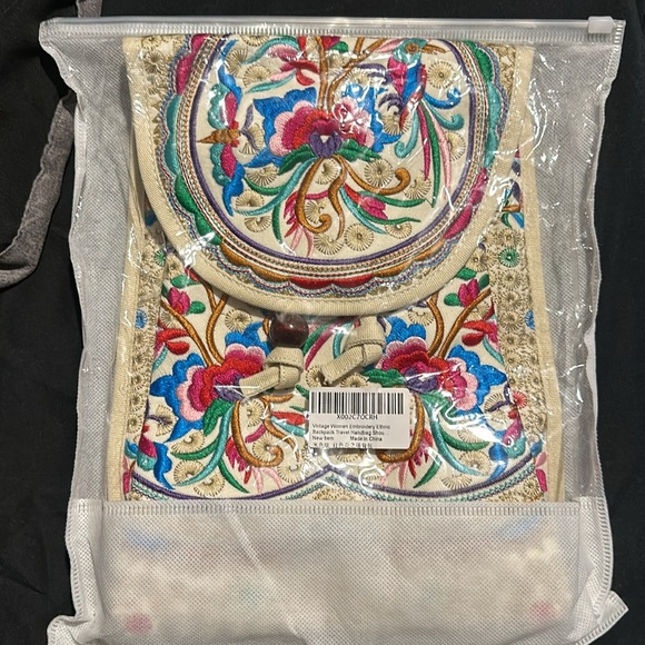 🥳HP🥳Goodhan Vintage Embroidered Backpack Purse - Picture 4 of 5